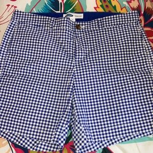 NWOT OLD NAVY SHORTS - 14
